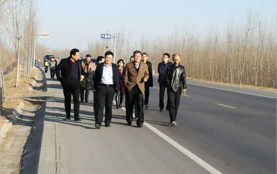 S318改建工程顺利通过验收 